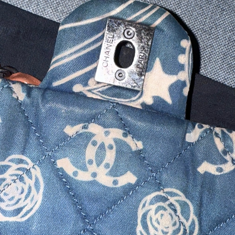 πSOLDπCHANEL β13-β14 Paris Dallas Metiers D'art BANDANA Flap Bag - Picture 14 of 16